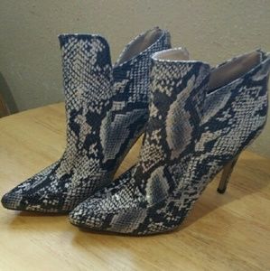 Michael Antonio boots